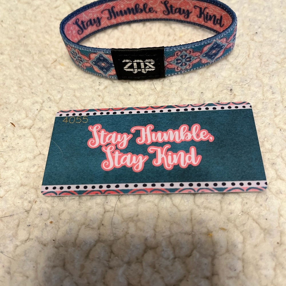Zox Blue and Pink Patterned Bracelet